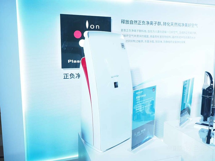 ���մ��û��Ըɾ������ı���������������ﶦ�£������û����߱�׼�Ĳ�Ʒ�����ذ��Ƴ�QUEEN 2SE��Baby Queen���������������Ʒ����Ʒ���������ն��еġ�PCI������Ⱥ��������