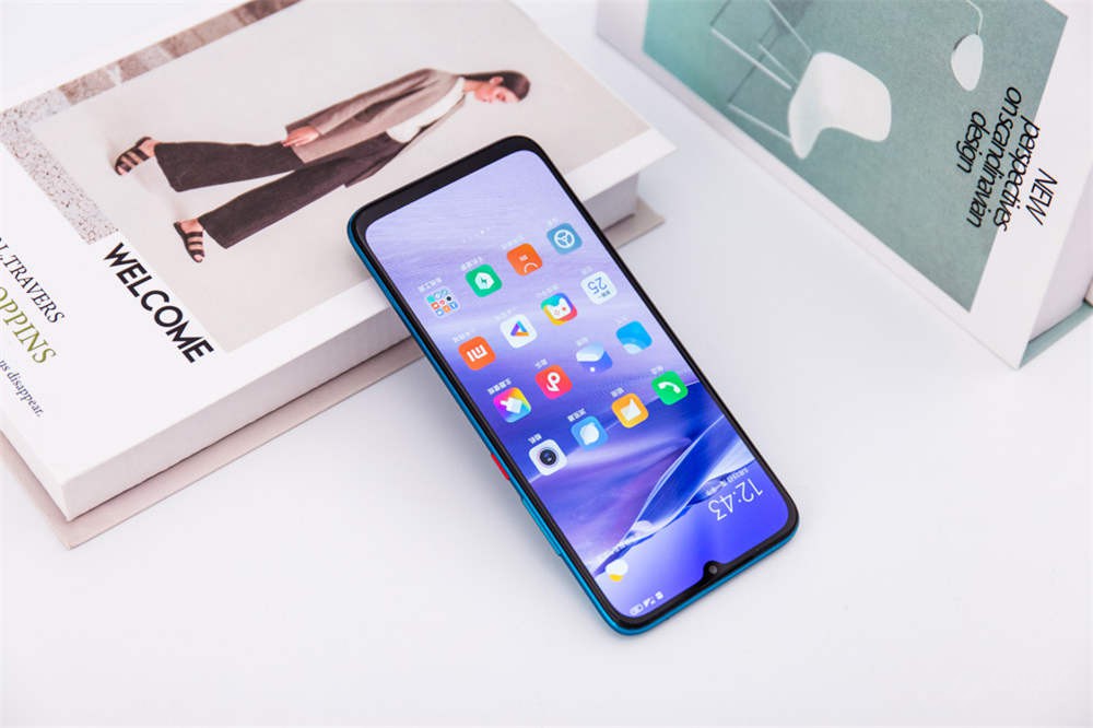 ��Redmi 10X��˵�����ĺ���Ӧ����һ������������820 5G SoC��10X�����������ֶ���Ҫ�����оƬ���ʵ�֡�����ȫ������֧��˫5G�����Ļ��ͣ��ɱ���˫5Gͬʱפ������ʵ������������л����Աȵ�ǰ�󲿷�ֻ��˫��5G�����������������δ��5G�ֻ�Ӧ�þ߱�����̬��