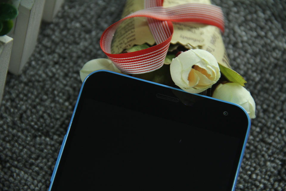 ǰ������ͷ����Ϊ500���м�λ��Ϊ��Ͳ