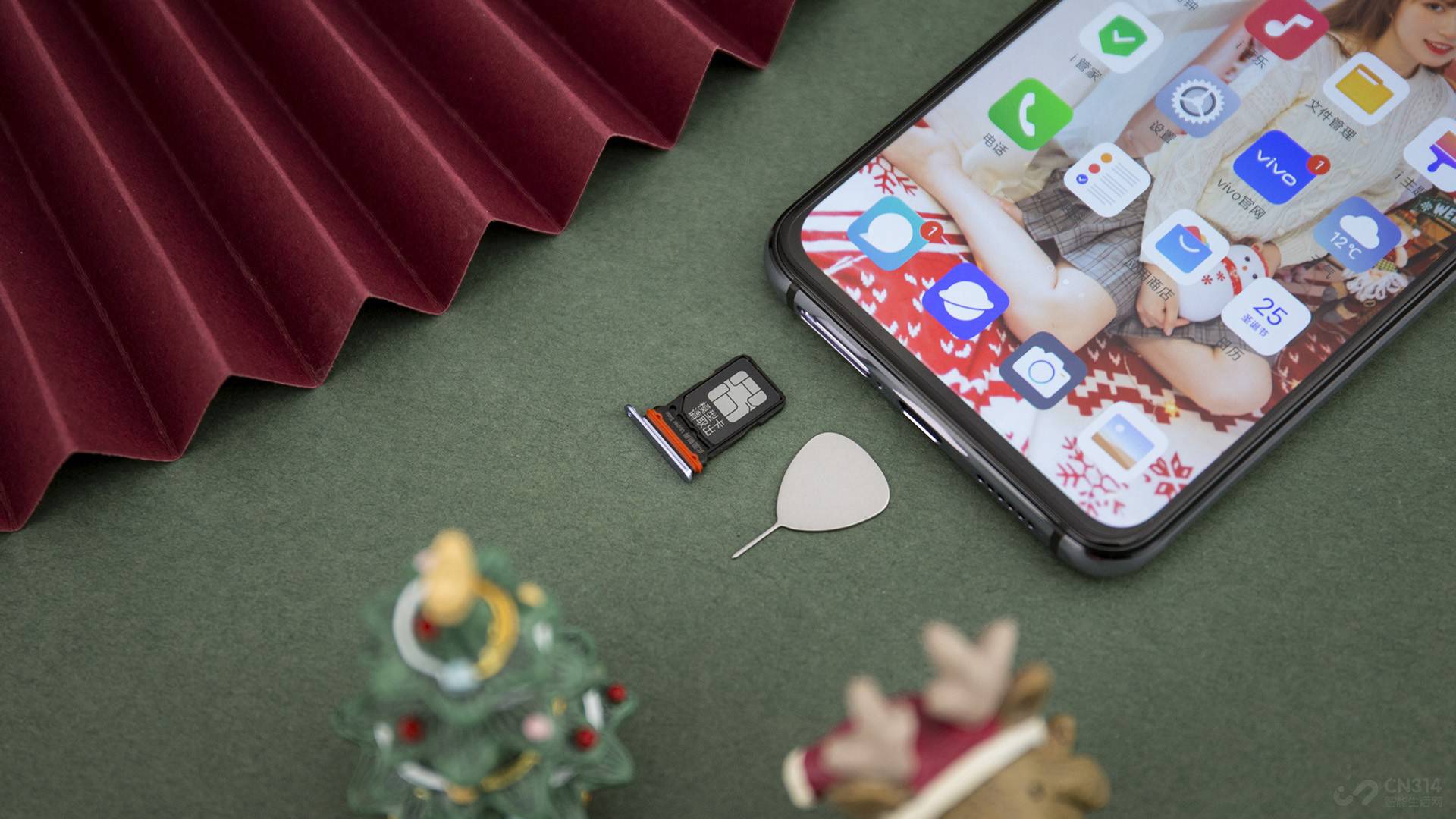 vivo X30 Pro������ȫ�µ�Funtouch OS 10�����˴�����Ȼһ�µ����飬˽��ר������⡢�ղشŶ���Ӧ�÷�����ȫ�¹��ܣ�����ϵͳ����������ܣ���������ݡ�vivo X30 ProҲƾ��רҵ�콢����Ӱ����������ɫ��5G�����Լ�����ֵ�������������˴��������ߡ�