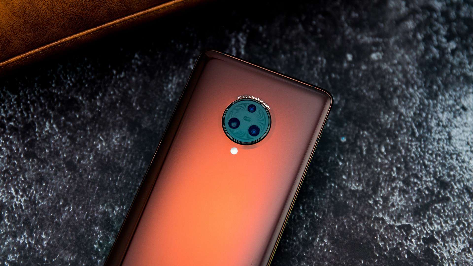 ͷģ鷽棬vivo NEX 3S ͷǻӰϵͳΪ6400+1300سǾͷ+1300佹ͷΪGW1ӵ1/1.7׺f/1.8Ĺ⣬120Ұ2.5cm΢ࡢ2ѧ佹20佹ȹܡ