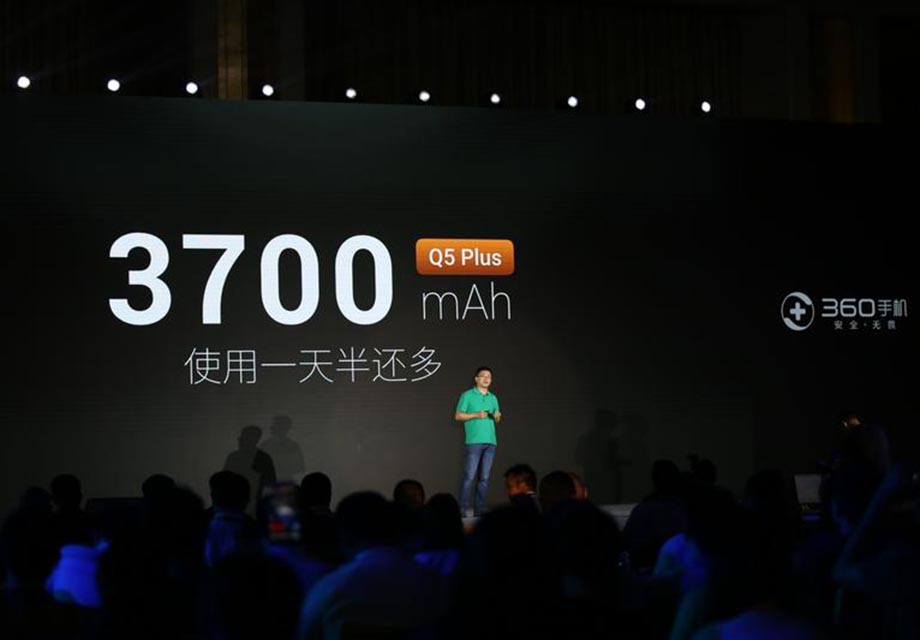 �䱸3700����ʱ��أ�ʹ��һ��뻹�ࡣ