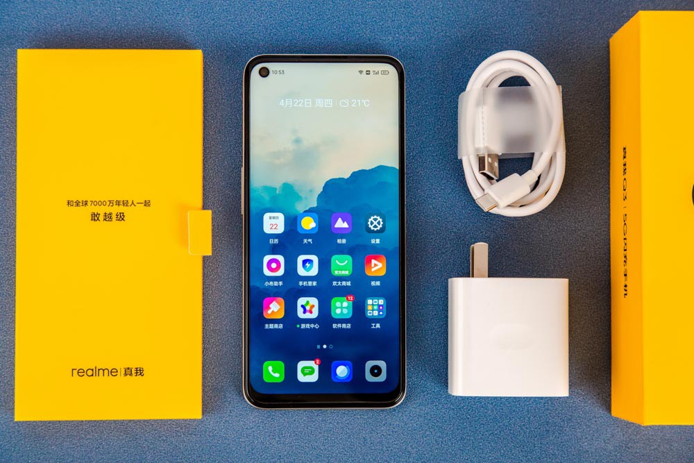 张扬不羁更加年轻 realme Q3迷幻银图赏 realme Q3,真我Q3,realme荧光