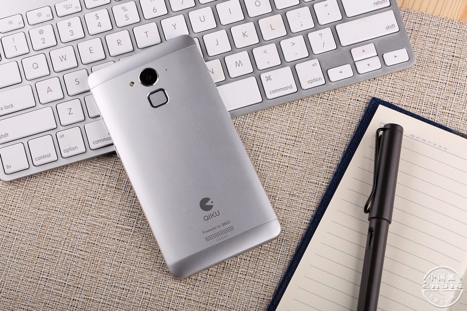 �ഺ��������У� ����ֻ��ഺ����ͼ��