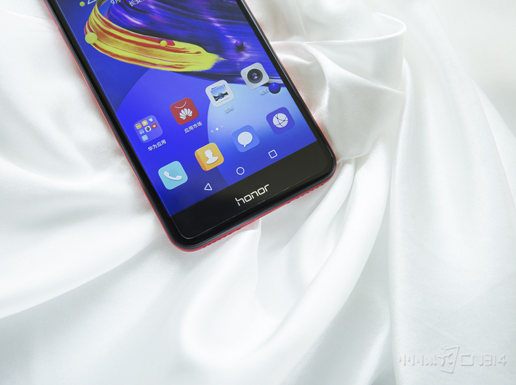 ���ڲ��������ⰸ������ҫV9 play�����°ʹ������������ҫLogo����û�����������װ�Σ���������ҫ�ֻ������ġ�Ѫ������