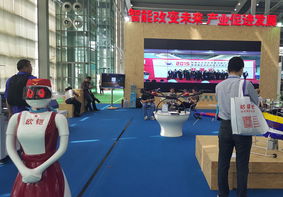 ����ŮӶ�������ǲ��Ǻܸ���Ȥ�أ�