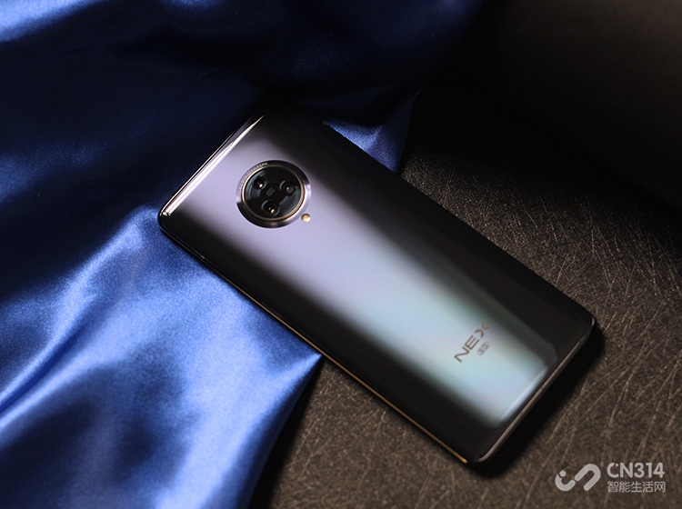 ��ɫ�������ơ�ǿ����Ӳ�������Լ����������ձ��֣�����ʱ�����ܹ�ע��5G���磬��֪�����vivo NEX3 5G���Ƿ������Ķ����أ�