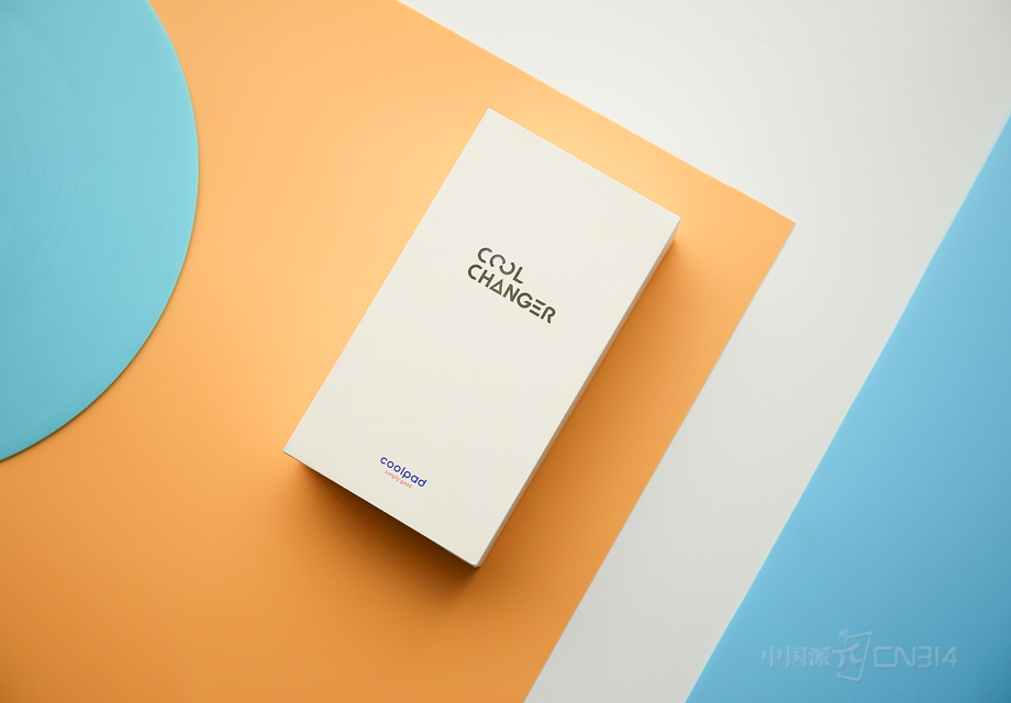 ��һ�ο��ɸı���S1�İ�װ������Ϯ��֮ǰCool 1����·��ȫ��ɫ�Ĵ����������Ʒ�Ʊ�ʶ�ȣ�Ҳ�������û�һ�����ࡢ�ྻ��覵Ĺ۸С�