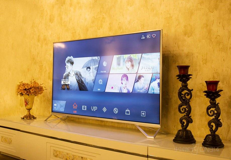 3��29�գ�TCLȫ�»�����Ʒ�������ڹ��һ���������ʽ�Ƴ���������I55��I55C��I49��I32�Ŀ���Ʒ�������Ѿ���4��5������������I55���ڳ�Ϊ����������ҵ�Ĺ�ע���ģ��ںܶ���ҵ��ʿ������TCL������Ʒ�����񽫻�Ե�ǰ�����ܵ��Ӳ�ҵ��ֲ���������Ӱ�졣