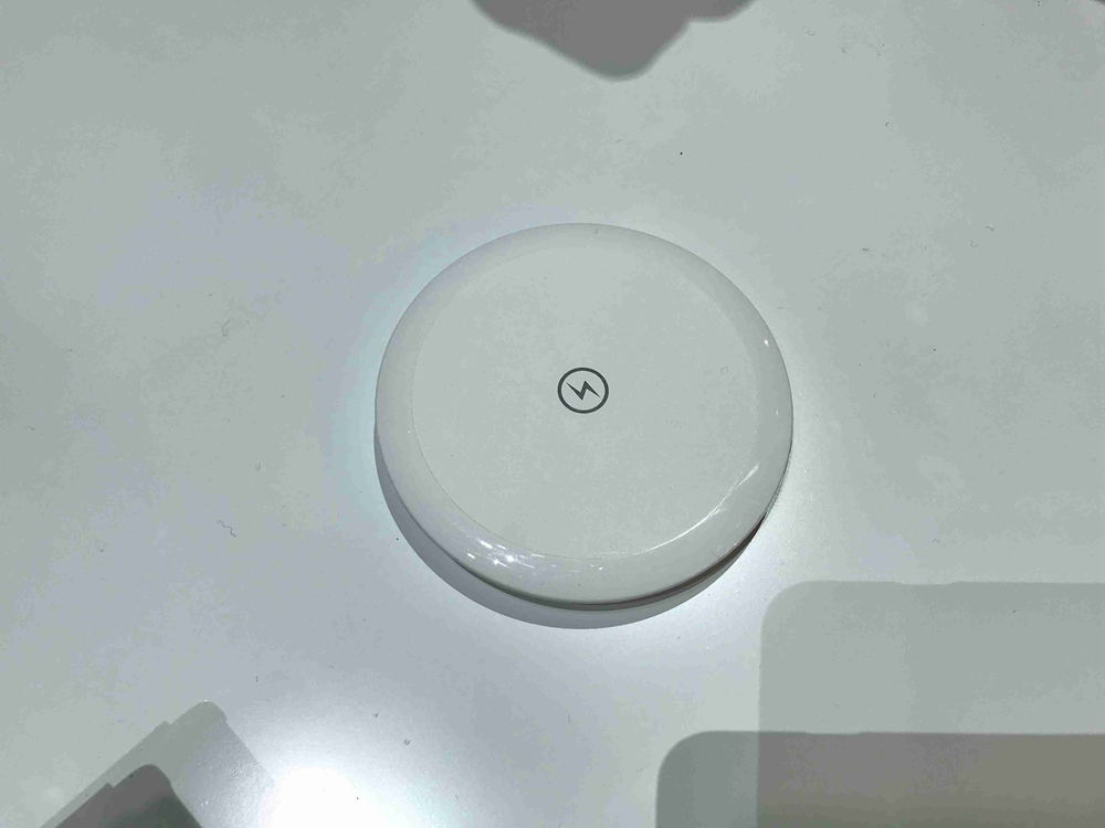 Ϊ������������ʿ���ֻ�������������M7 Plus�ڴ�����һ��5000mAh��������أ�ͬʱ�����������߿��ٳ�繦�ܣ��ڹ��������׷�Qi��׼���߳�缼�������۳�繦�ʸߴ�10W����Ҳ�ǹ��ڵ�һ��������߳�繦�ܵ�ȫ�����ֻ���