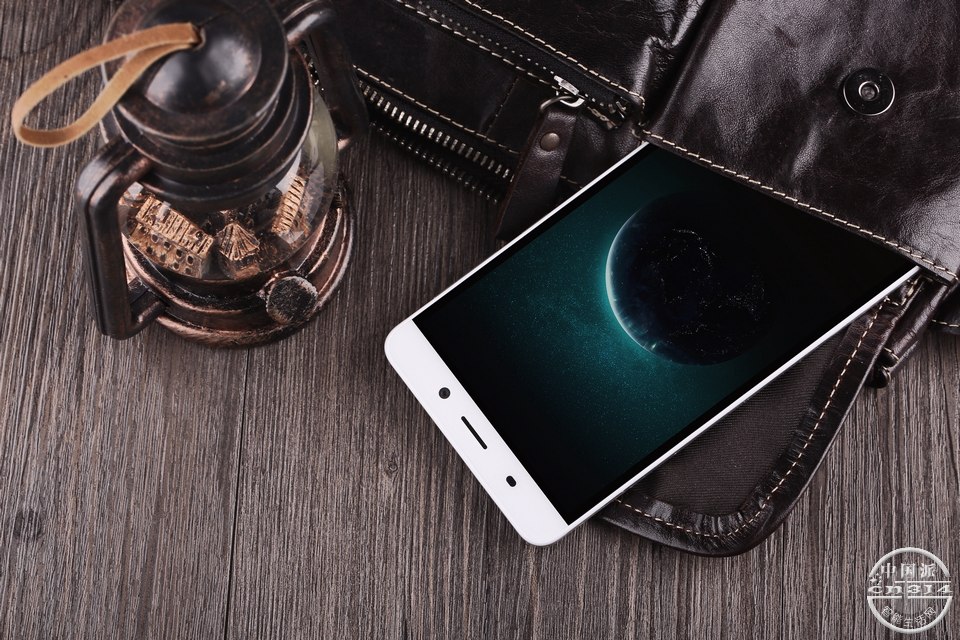 �ഺ��������У� ����ֻ��ഺ����ͼ��