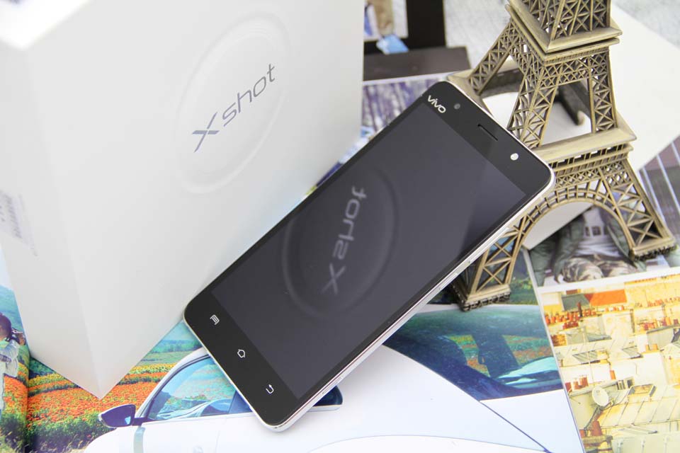 vivo Xshotøͨ 801MSM8974AAĺ˴ Ƶ2355MHz RAM2GB ROM16GB ֧TF128GBչ2600mAh 