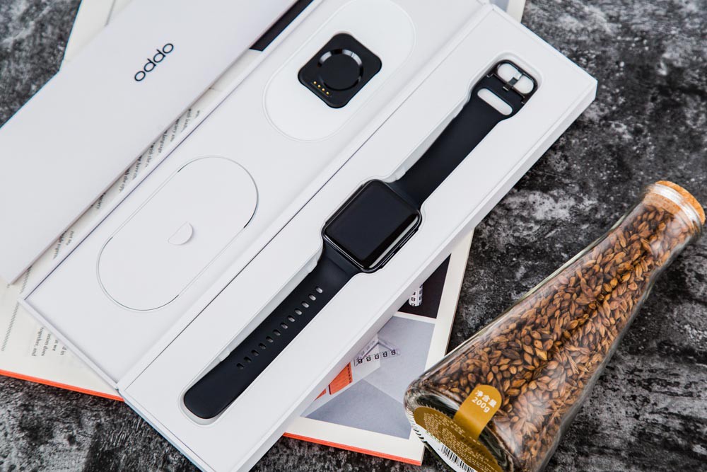 �ۺ���˵��OPPO Watch 2�ԡ�ȫ�����ֱ��콢��Ϊ���Ķ�λ����տ�Ĺ��ա����ߵ���ֵ���ḻ�Ĺ��ܡ���Ԫ����ʹ�ó��������ĵĽ�����⣬����һ���콢�����ֱ����е����ʡ�1299Ԫ��1499Ԫ��1999Ԫ�ļ۸�����Ҳ���Լ۱�ʮ�㣬���ʱ���Ϊ������ġ��ֱ�����