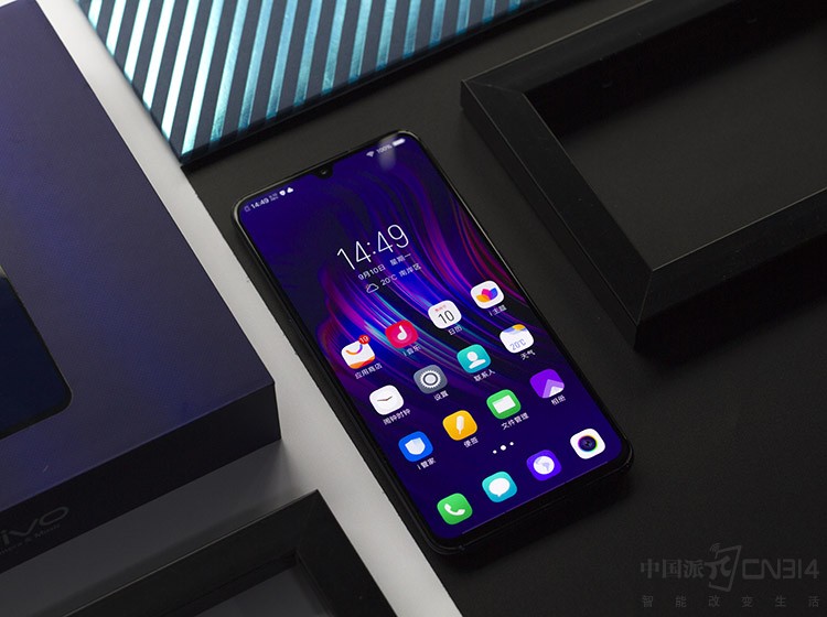 ȥ��vivoƾ��X20ϵ���ֻ��������Լ��ֻ���ȫ����ʱ��������ָ����Ǵ�����X21��NEX�ȵ����Ϭ����δ����ʮ����ֻ�������9��6�գ�vivo�����Ǵ�����Xϵ�е�ȫ�²�Ʒ������������AI�����ǡ���vivo X23������ֻ�������ô������һ���������ɡ�