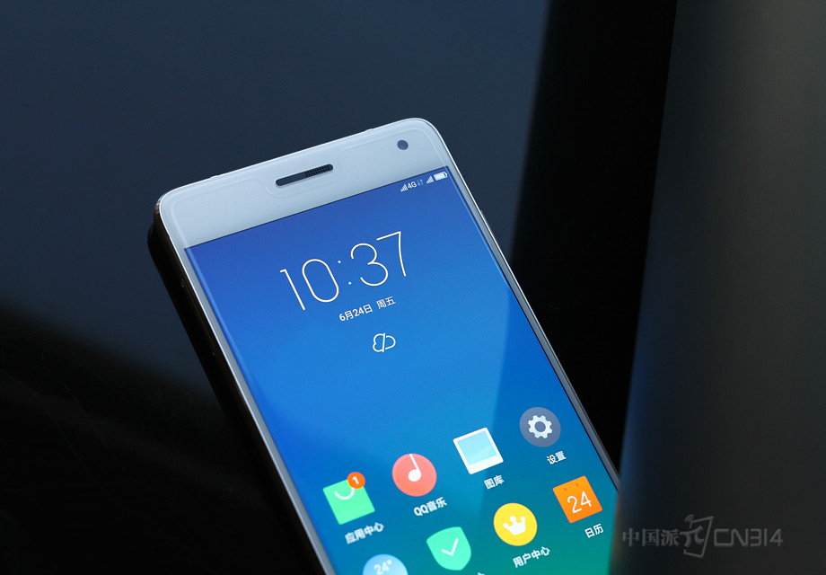 �ص��ֻ�����������ZUK Z2 Pro�����˸�Ʒ��һ��ļ����Ʒ�񣬲�û�й����װ�Σ���ռ�Ⱥܸߡ�