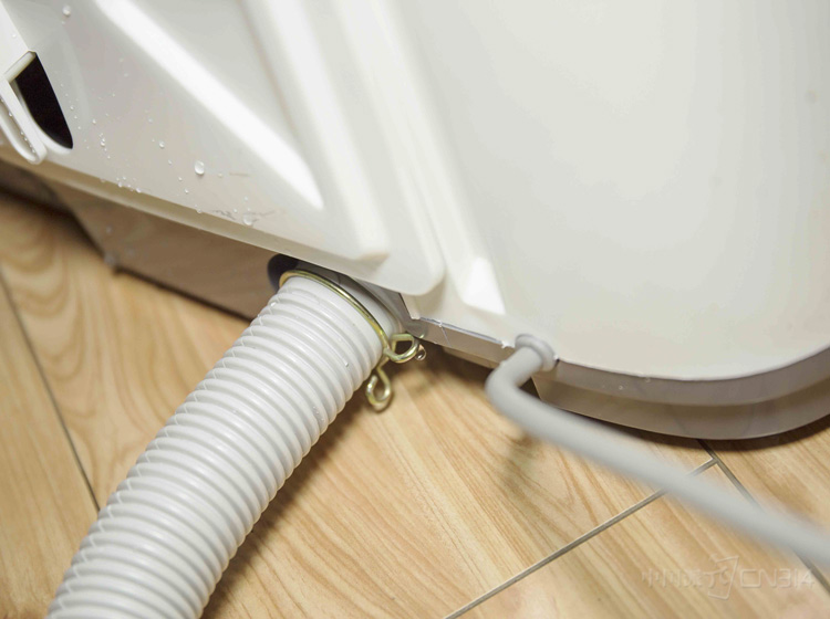 ֵ��һ����ǣ�������Դ�������߿��ӣ���Դ��ͷҲ�����ɲۣ����Ƚ����Ի���