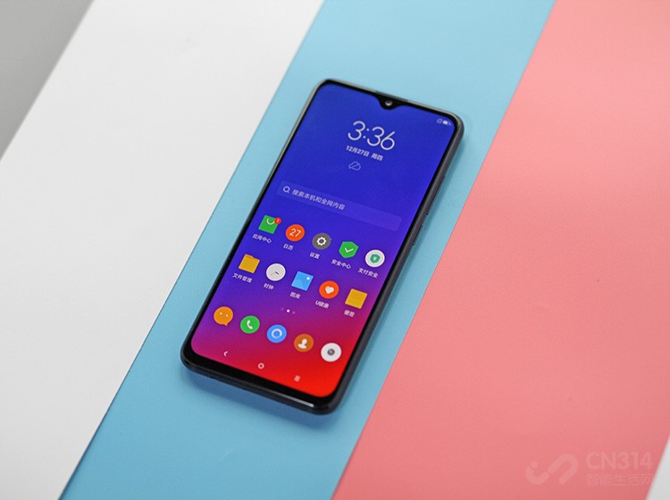 ����������������Z5s�䱸һ��6.3Ӣ��2340x1080�ֱ��ʣ�19.5:9����ˮ��ȫ���������COFխ�°ͷ�װ���գ���ռ�ȴﵽ��92.6%���Ӿ������൱��ɫ��