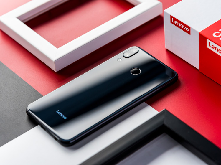 Z5������ϲ���˫2.5D������ƣ����б������Ųʻùⲣ�����ڲ�ͬ���������ܹ����䲻ͬ�Ĺ�ʡ�