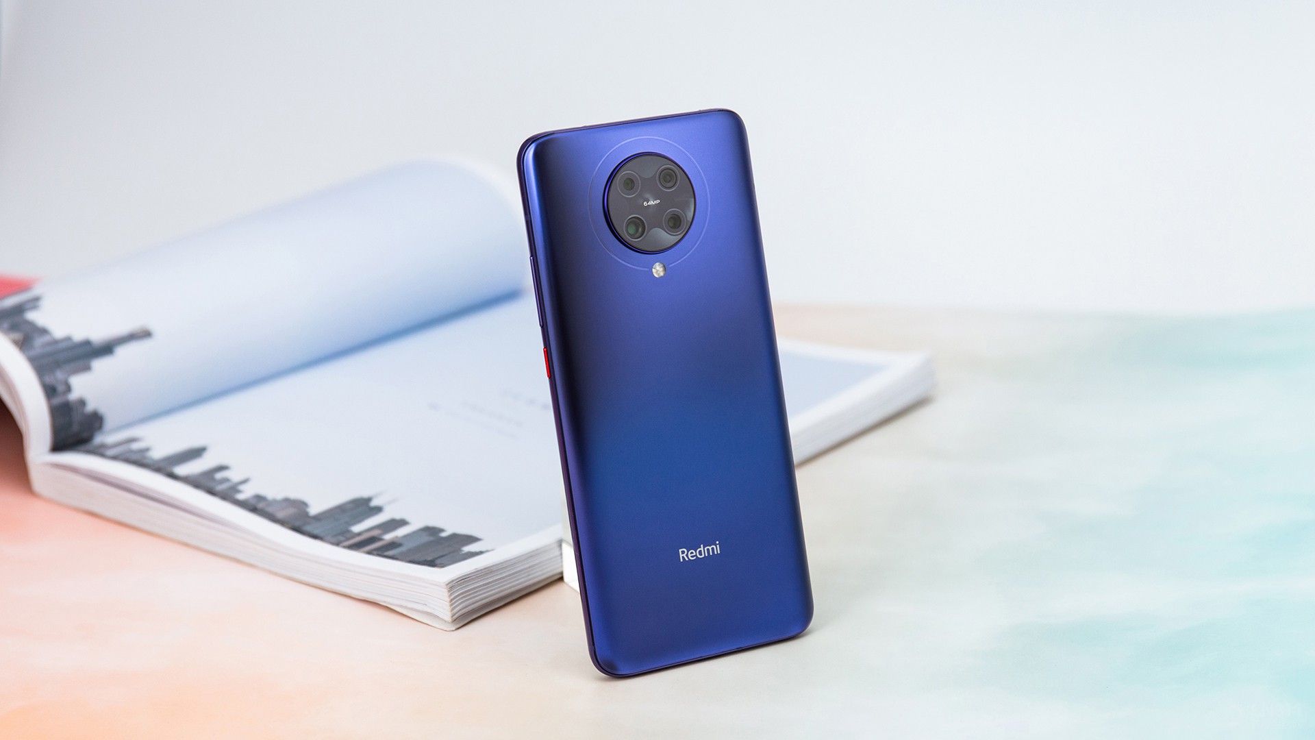 ⣬ûһö50mmЧ΢ྵͷԻøߵķŴʡ۲ϸ΢ϸڡӦ˵൱õģϾǵܹ۲쵽ϸڲ࣬ö΢ྵͷܿľʡ