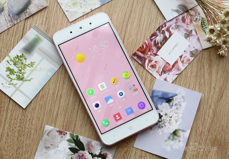 360�ֻ�f4�����������ȫ�Գ�ʽ��ƣ����˲��پ���������Լ�����ģ���λ�ã�һ�����κ��˱��߶����ǿ��֢�����⻹ʹ����������ʮ�ּ�ࡣ