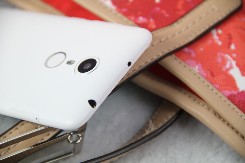 �ֻ�������3.5mm������ס�