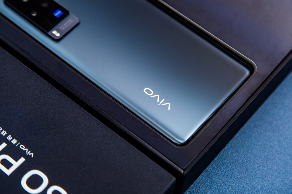 vivoǰʽX60ϵеġб͡󱭡汾ԡաΪ⣬顢Ԫؽʱڵ㣬Եޱϡ󱭡vivo X60 Proһ͵vivoƷͬڵƷȣҲЩ֮