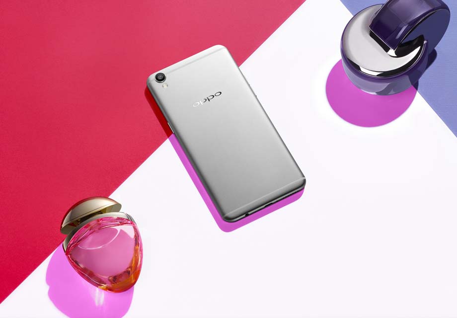 ﯱ�ʯָ�ư���Ī��Ӳ�ȴﵽ8.5��������ʯ9Ī��Ӳ������޼����������á���ӵ�и�������ʯ�Ľ�糣�����ź�ǿ�ȸ��ߣ�ʶ���������