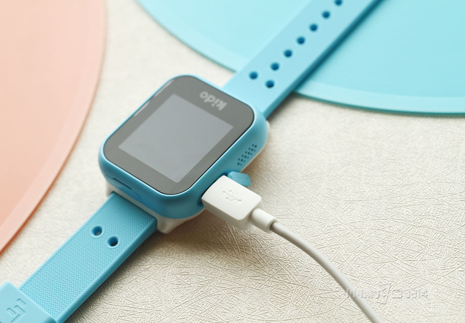 ����ϱȽϼ򵥣�����������˵���飬ֻ�䱸��һ��USB�ߡ�