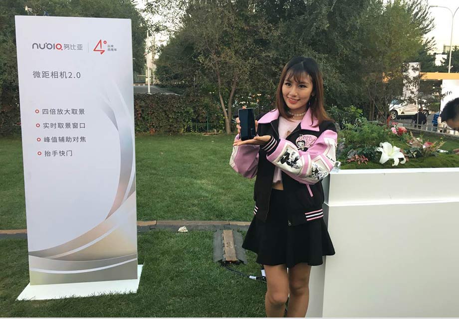 7	���������֮���ǳ������ģ�����ӵ���ֵ���Ժ�nubia Z11 mini S������