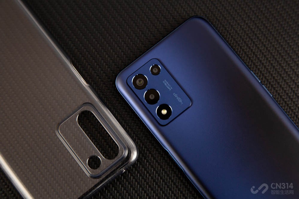 realme Q3s赏析:千元骁龙778G 越级王者 realme Q3s