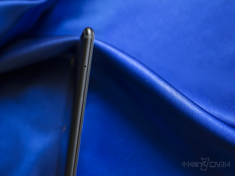 �˱��Ļ������棬ȫ����+���ָ�+���п�vivo X20������ôһ̨��ֵ���ߵĲ�Ʒ��