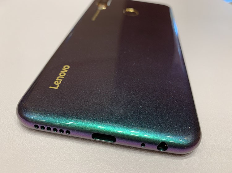 Unibodyһ�廯������ƣ����������˾����G3������ƣ��ڹ��ߵ���ҫ�»�͸���ر�Ĺ�������������˳����