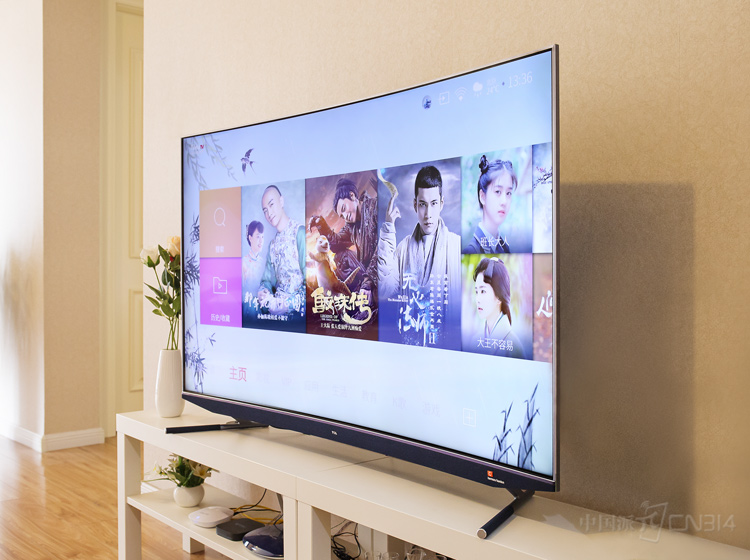 ��ܰ��ǳɫ�����ڻ�����TCL C5�������������ܹ��������������ֻ�������Լ������ܹ������Ӿ���������ܡ�ר�����ɢ����ǿ�ҵ�������ԣ���Ͻ�����ѧ�߽����չʾ����һ����ǻ���ĵ�����ʵģ����