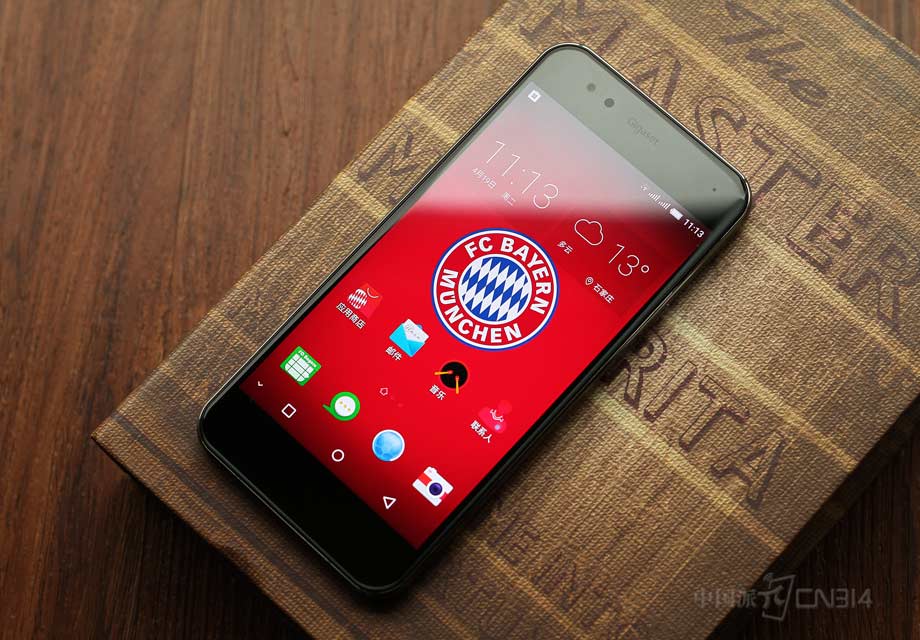 Gigaset��װ��ʶ��ƻ�ͬ�������˹Ǵ����մ���Ͳ�������ֻ��������κο��ף����Ե¹����֮���죬Ϊ�ֻ���������һ����Ӿ����С�