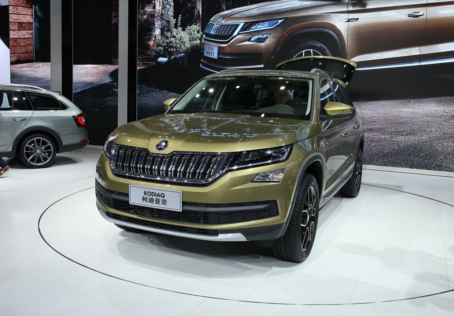 4��19�գ�2017�Ϻ���չ�ڹ��һ�չ���ģ��Ϻ�����ʽ�������Ļ���ڴ˴γ�չ�Ϲ���160����³�����/�׷������Ϻ���չ��˹�´﹫������������SUV�����µ��ǿ˵���ʽ�ۼۡ�С���Ŭ����Z17mini�������ǽ���������ֵ��ֵ����ۡ�