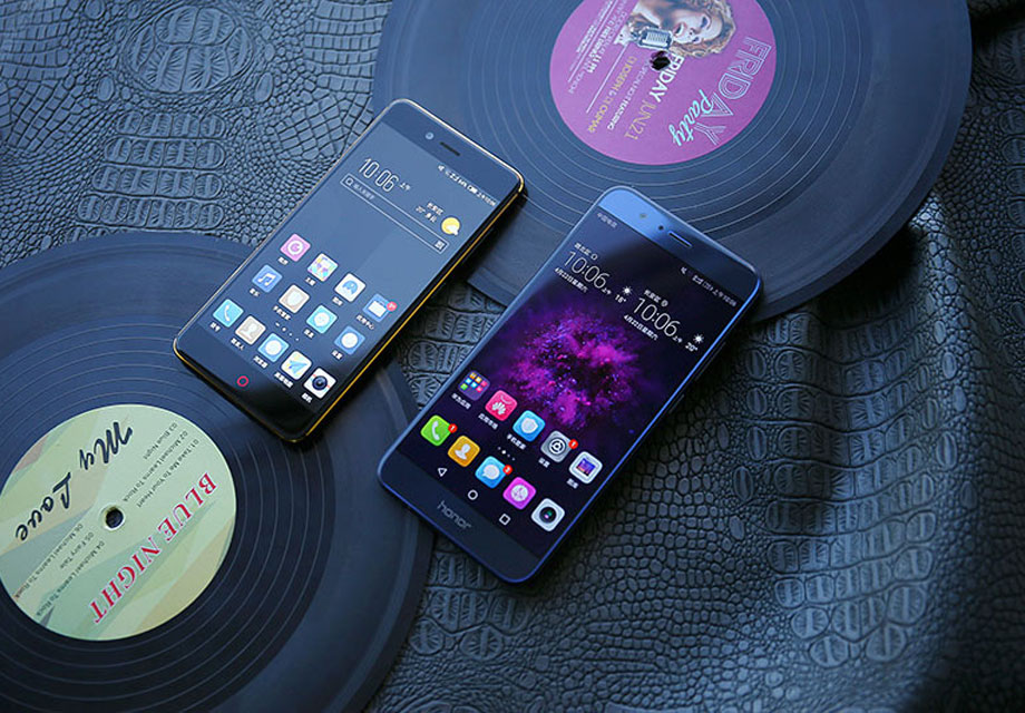 2017��2�º�4�µ�����˫���ֻ���ǰ��Ϊ�ȵ㻰�⣺�ܶ������߶���׷�������ֻ���������ԨԴ������Ȼ����ͼ�������ܹ�һ�۷ֱ��Ŭ���ǵ�С��Ȧ��