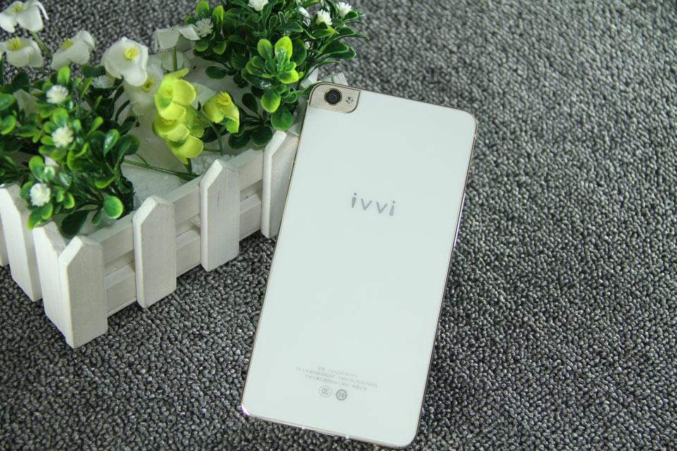 СiMax�ı�����ǰ����Ӧ��Ҳʮ�ּ�࣬��ɫ�ĺ��ʮ������