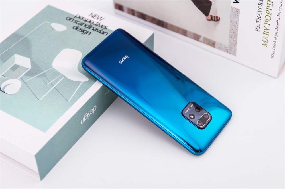 ��5G�ֻ������ձ��⵽��ս������£�Redmi��Ȼ�����ų�����5Gʱ��������õ��ֻ������ԡ�һ�ܵ������ߡ���˵������820���ܺĵ�ƽ�������ϣ��Ѿ������˹�ȥ���Ƕ����Ĺ���ӡ��