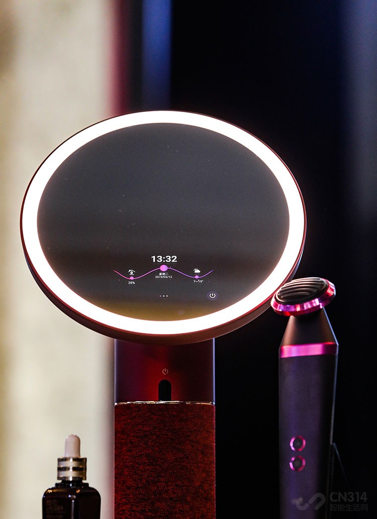 �ܵ�������XESS����Ů�����ס�������ֵ��ɫ����ӵ�зǳ�ǿ����������飬��Ϊ�û��ṩ���õ������Ʒ�����ʵ��ǿ�������Ķ����ѡ�