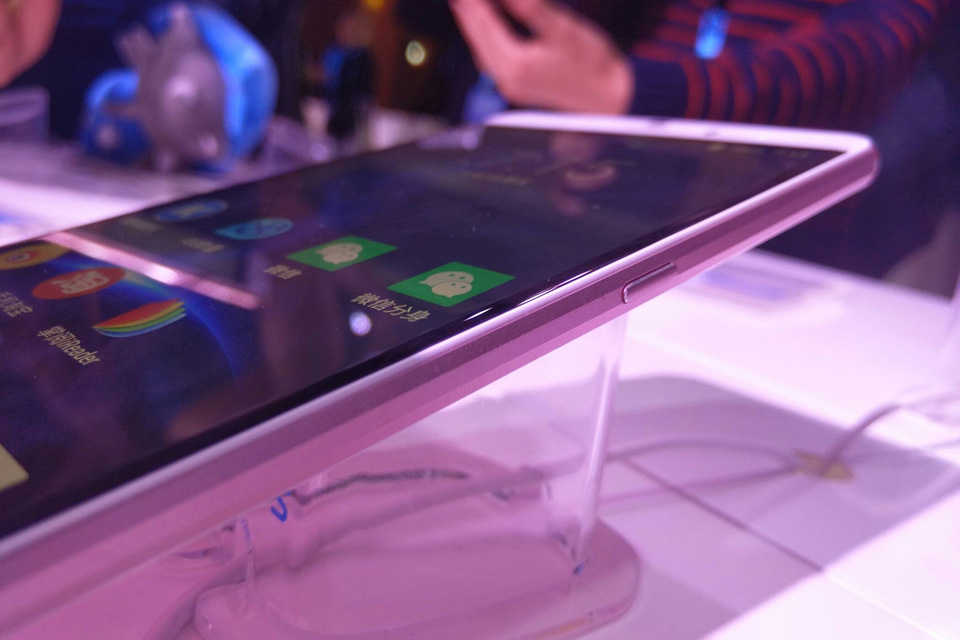 ��ħMOS1 max�Ĳ��棬��������ħ���ص������п��������д�ֱ���ǳ�����Ʒ����ɫ��