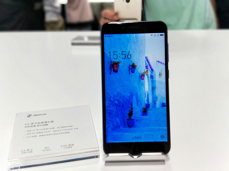 С���������濴��ȥһ�廯�̶ȸ�����������ɫǰ������ɫ����������ã�����ʮ�㡣