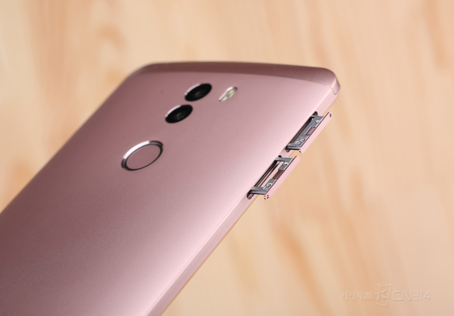 360�ֻ�õ�����2��4��10����������̳��Լ�360�̳�ͬ�����ۣ�֧��˫��ȫ��ͨ���ۼ�2499Ԫ��