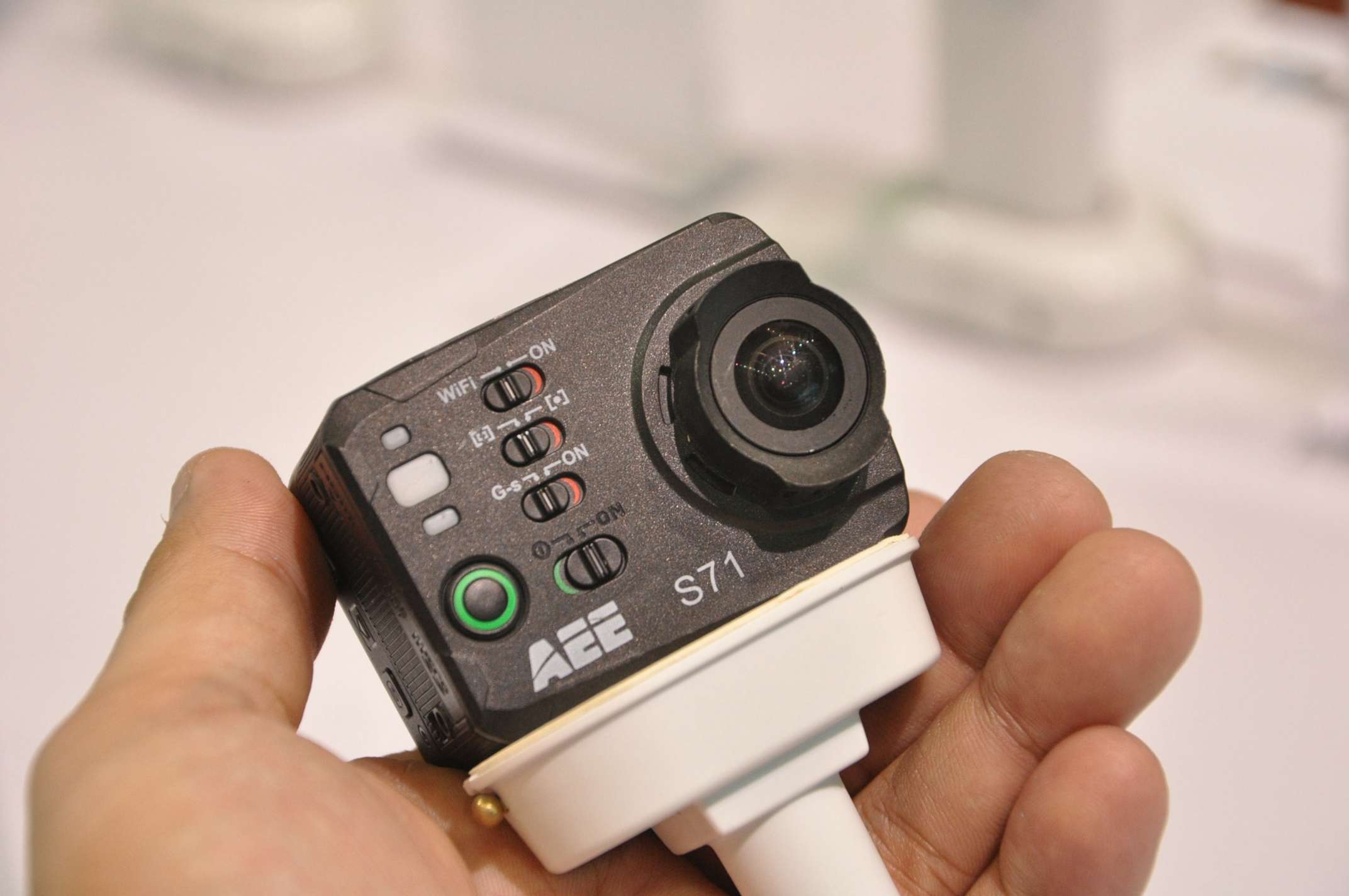 AEE S71�����С�����ܼ�¼���廭��|AEE�˶������