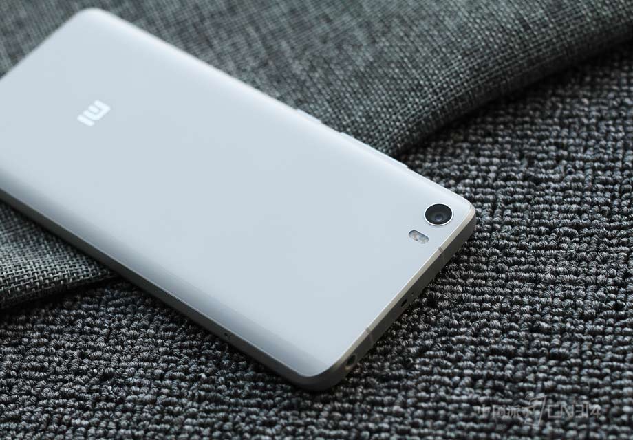 ֵ��һ����ǣ������ڲ��ù�ѧ����������£�С��5������ͷȴ˿����͹������һ����ʵ�е��ѵÿɹ�