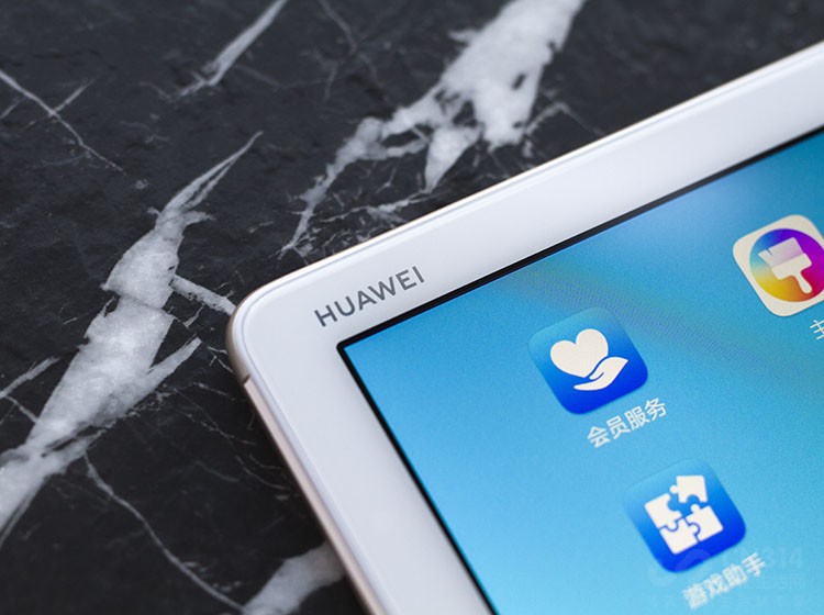 M5�ഺ����Ļ�ֱ���Ϊ1920*1200���Ի�����ϸ�塣ͬʱ����֧�ֻ�Ϊ���������������������Ƶ��ͼƬ�ȳ��������ܵ�����Ļ��ʾ�ԱȶȺͱ��Ͷȣ�����Ч�����ѡ�