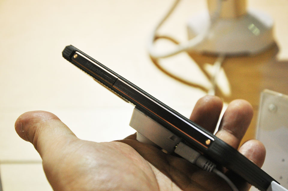 ����ȥ����������˿����Ӳ������������ҪһЩ���|�����ķ��ֻ�G610M