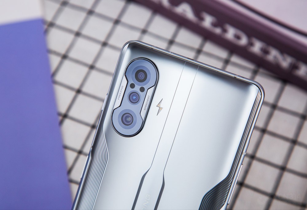 既轻薄又硬核 Redmi K40游戏增强版图赏 Redmi K40游戏增强版,Redmi K40游戏增强版天玑1200,Redmi K40游戏增强版