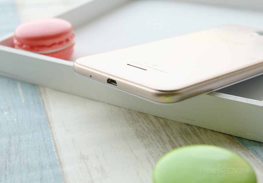 ���ǿ��Կ��������������ĥ�ı߿�������ӳ�ɫ����ֵ��