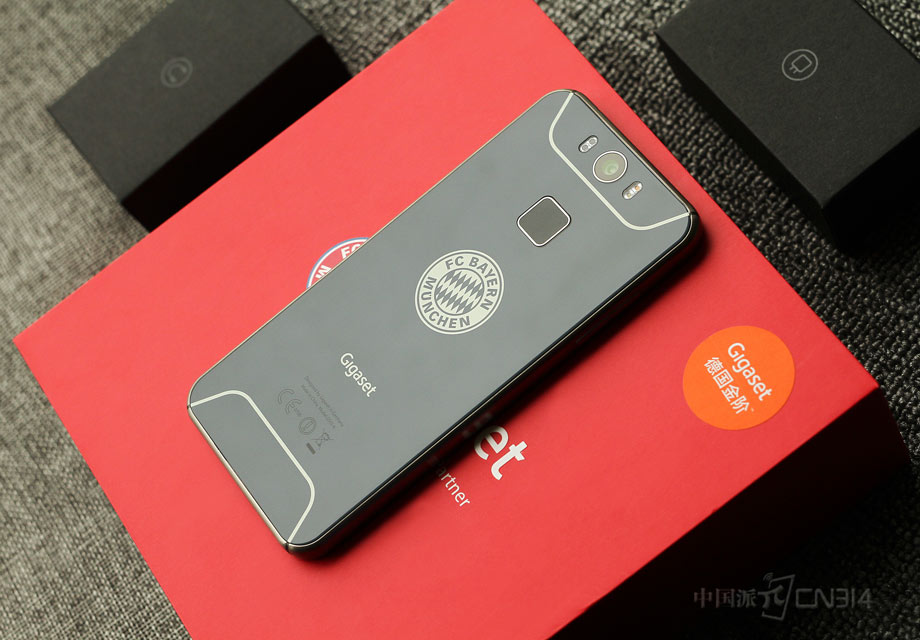 Gigaset��װ��ʶ��ƻ��Ļ�����������һ�����İ���Ľ�����Ӷӻգ�����һ�۾��ܿ����䶨�ƻ������ݡ�