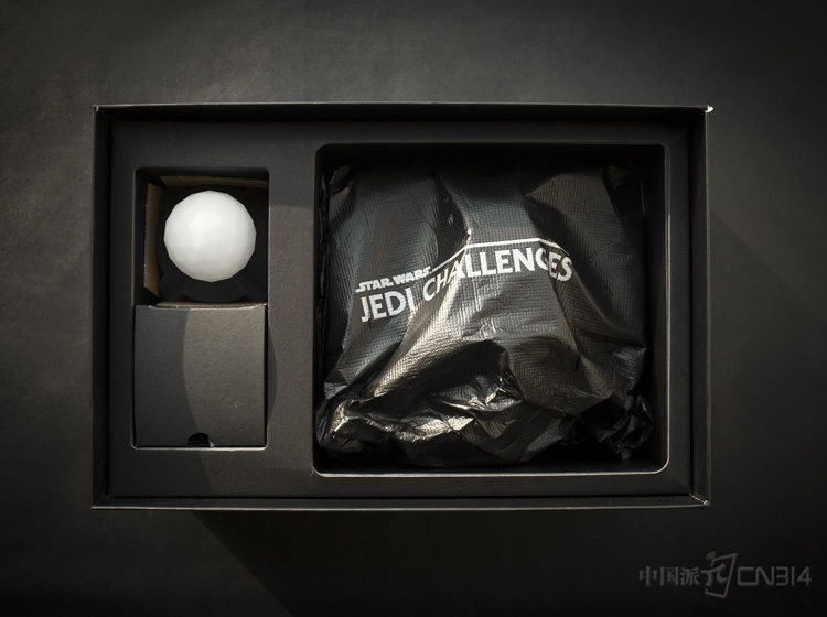 ���滹����һ����ǿ��ʵͷ�Ժ�һ��׷���ű꣬����ܹ�ͨ�������ֻ����ظ���ϷӦ�ó���������顣